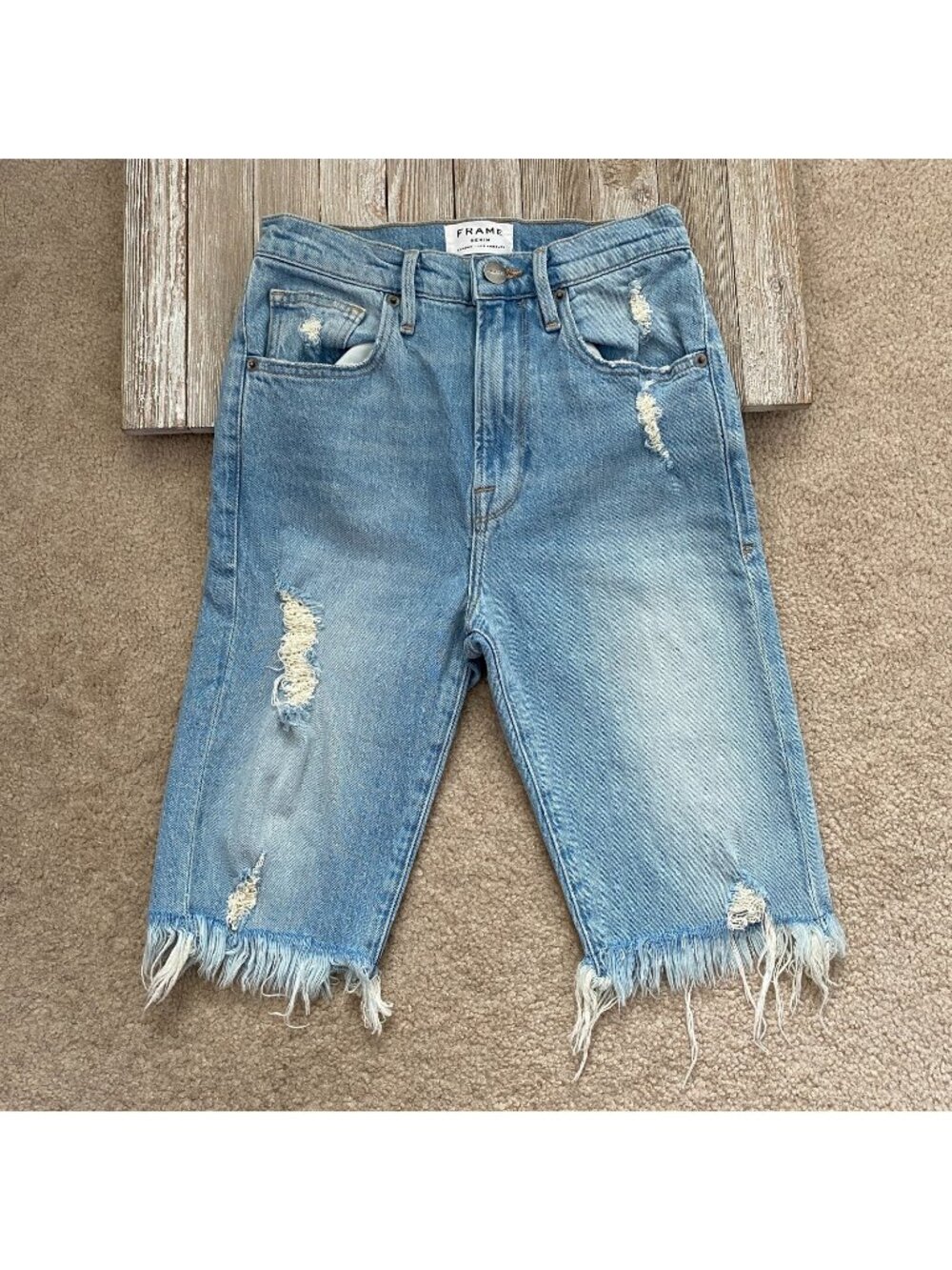 Frame Le Vintage Bermuda Short Womens Size 25 High Rise Distressed Fringe Hems